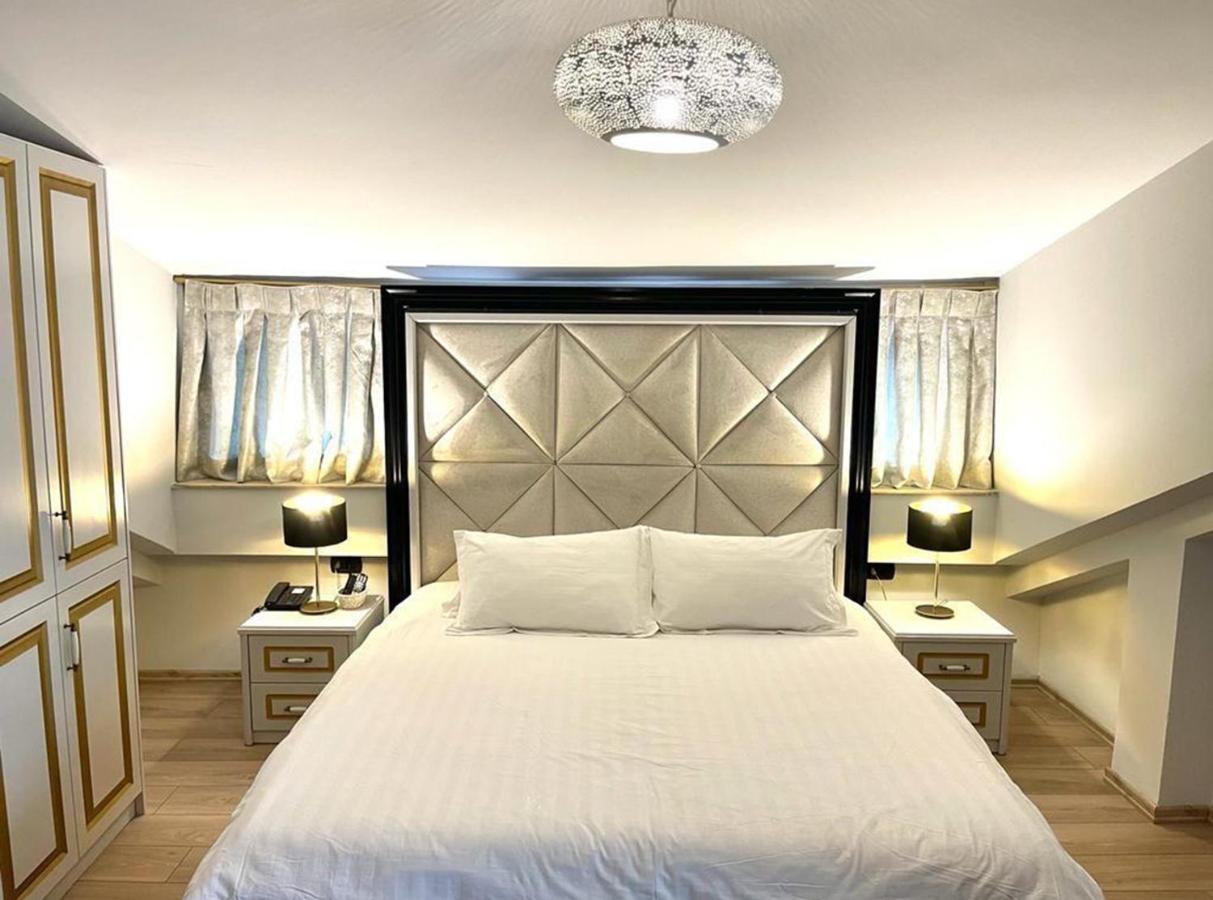 Vila Shard Boutique Hotel ติรานา ภายนอก รูปภาพ