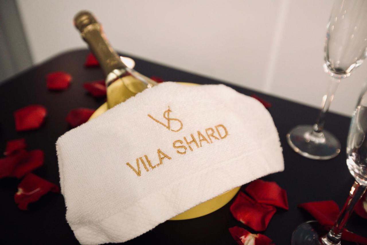 Vila Shard Boutique Hotel ติรานา ภายนอก รูปภาพ
